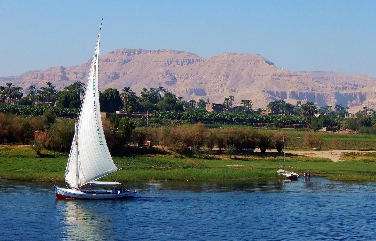 Royal Home Luxor Nile View Extérieur photo
